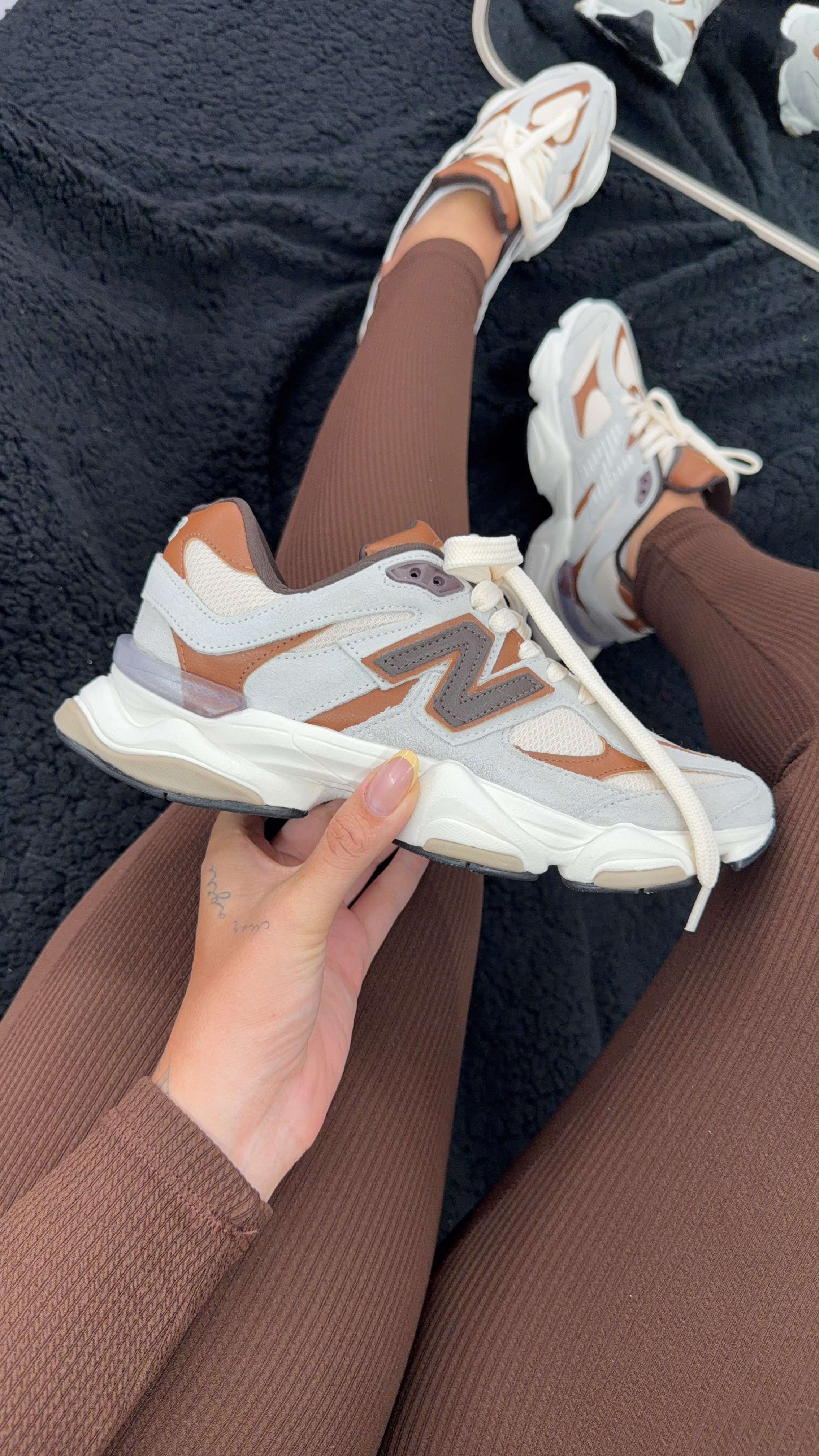 New balance 9060 (couro) foto 5