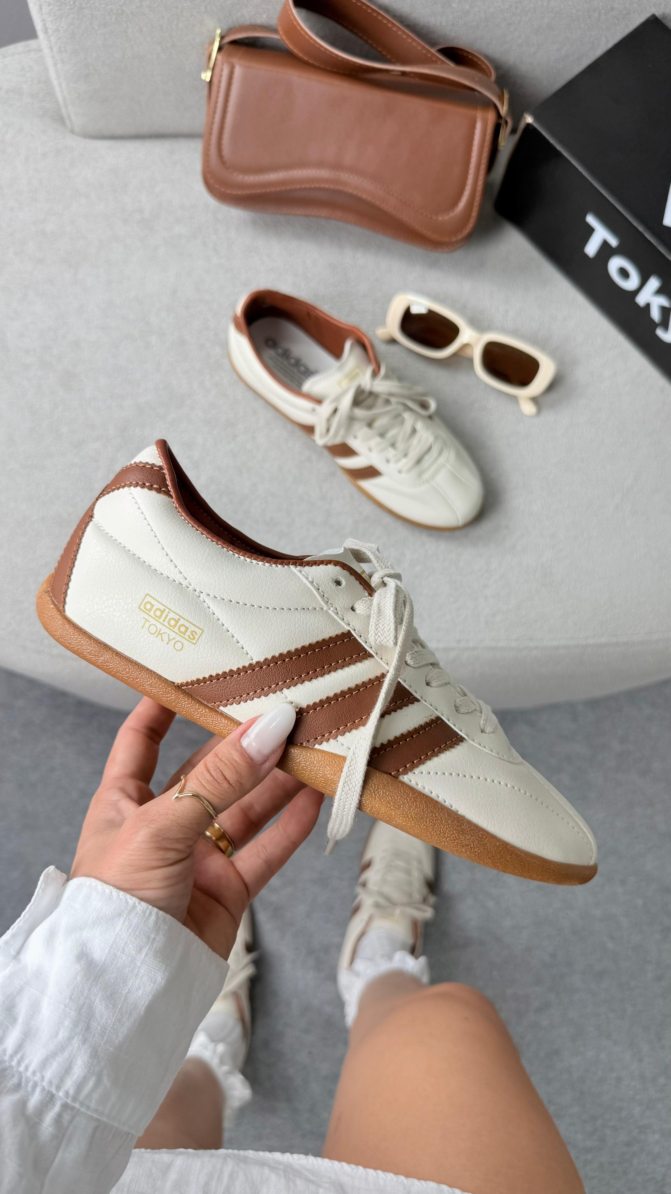 Adidas tokyo (off/caramelo) foto 3