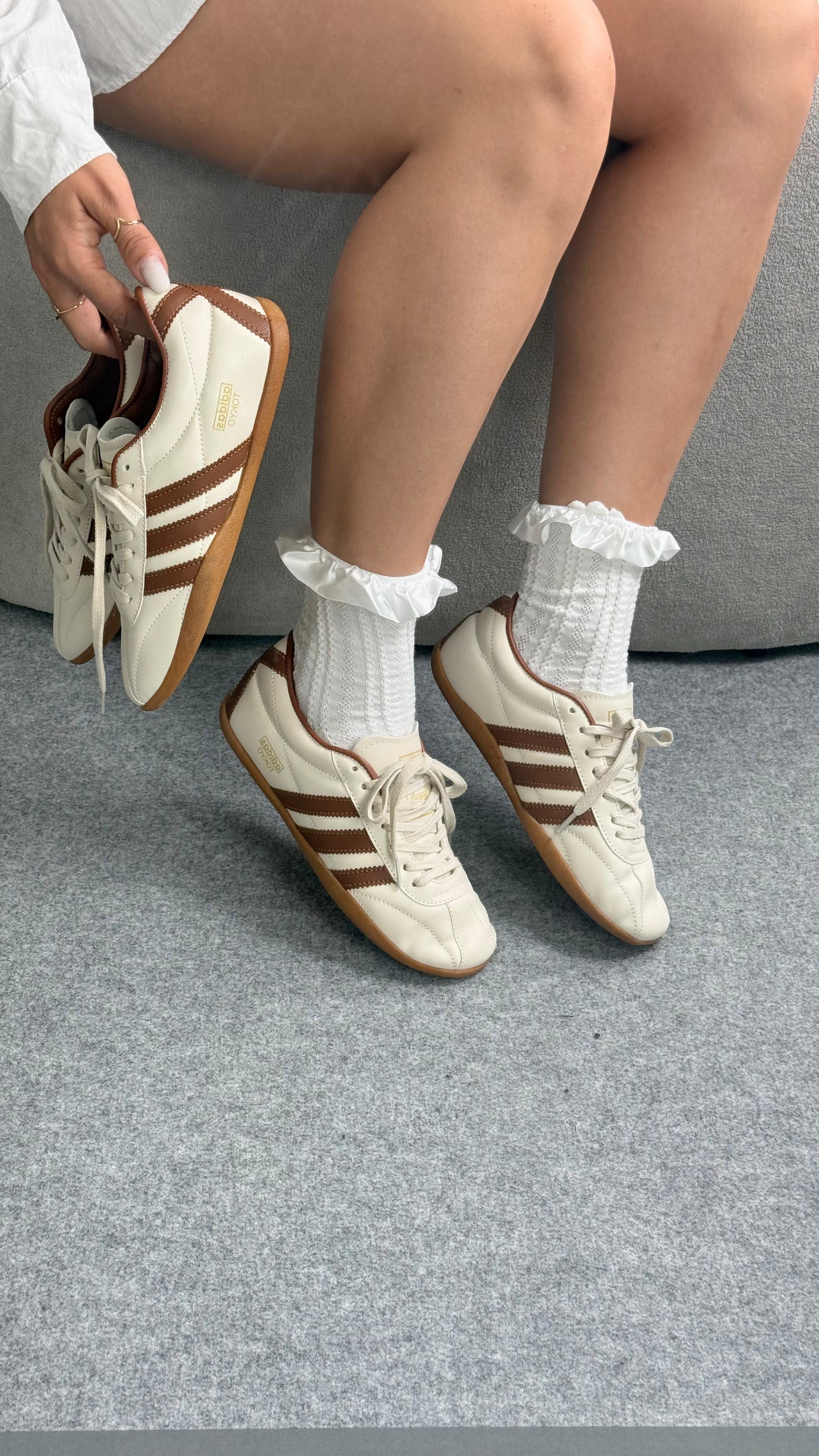 Adidas tokyo (off/caramelo) foto 4